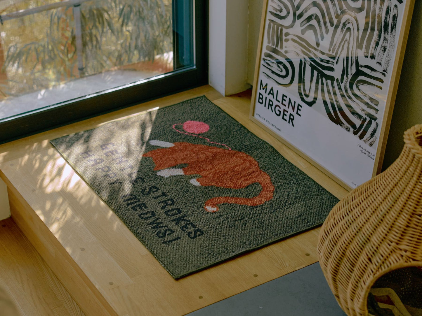 オルネコ・ケアマット／毛糸で遊ぶ猫（50×70cm）
