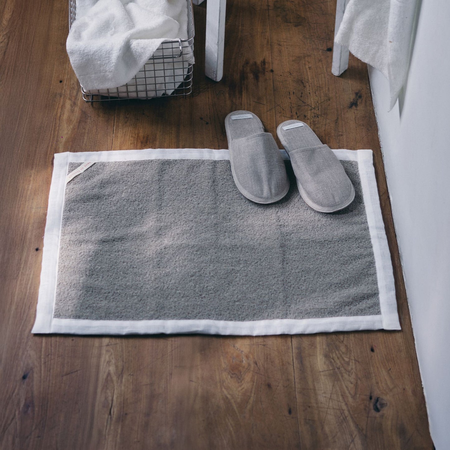 fog linen work × Orné de Feuilles 別注リネンパイルバスマット