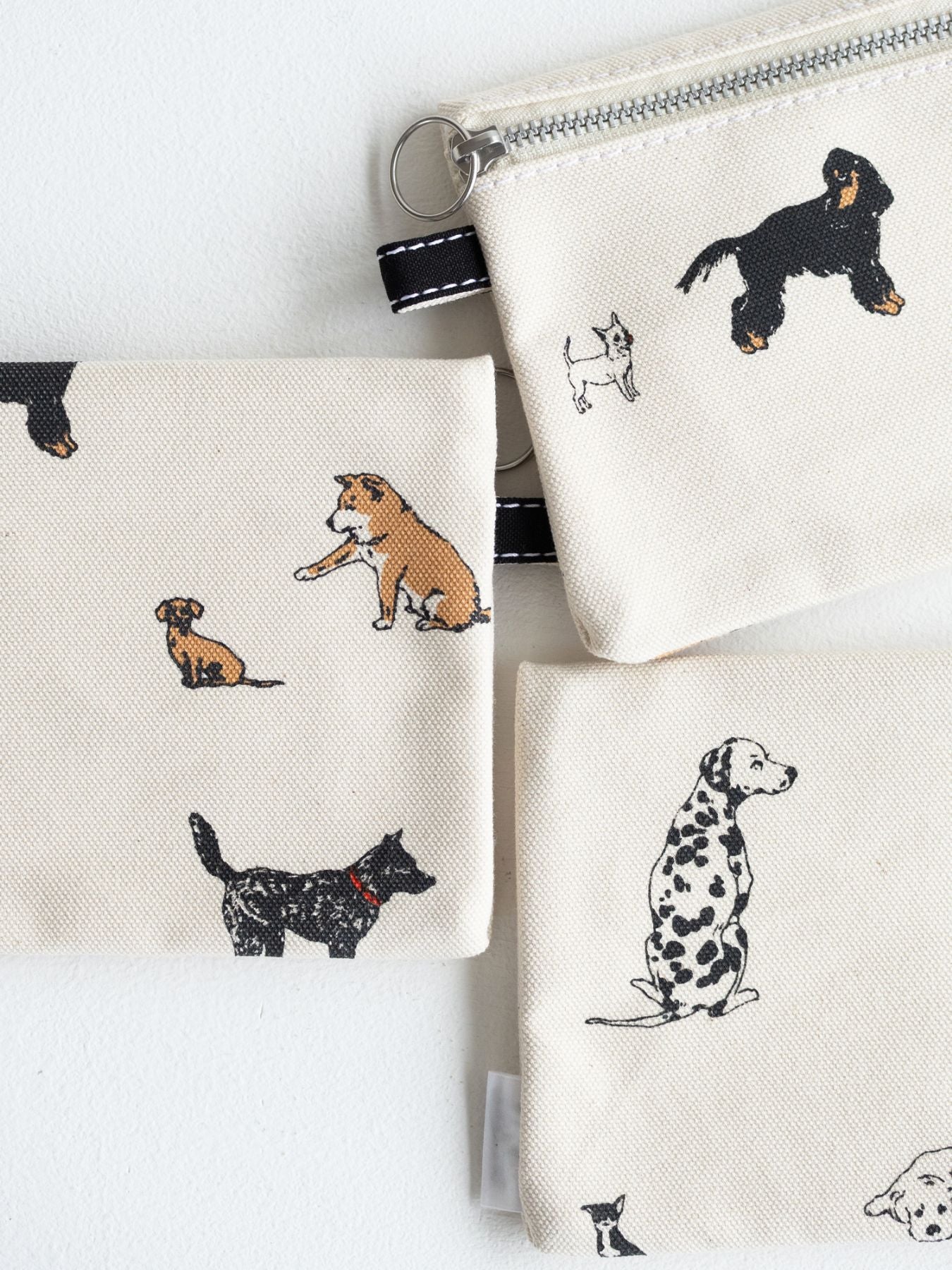 TEMBEA ポーチ FLAT POUCH MEDIUM／DOG