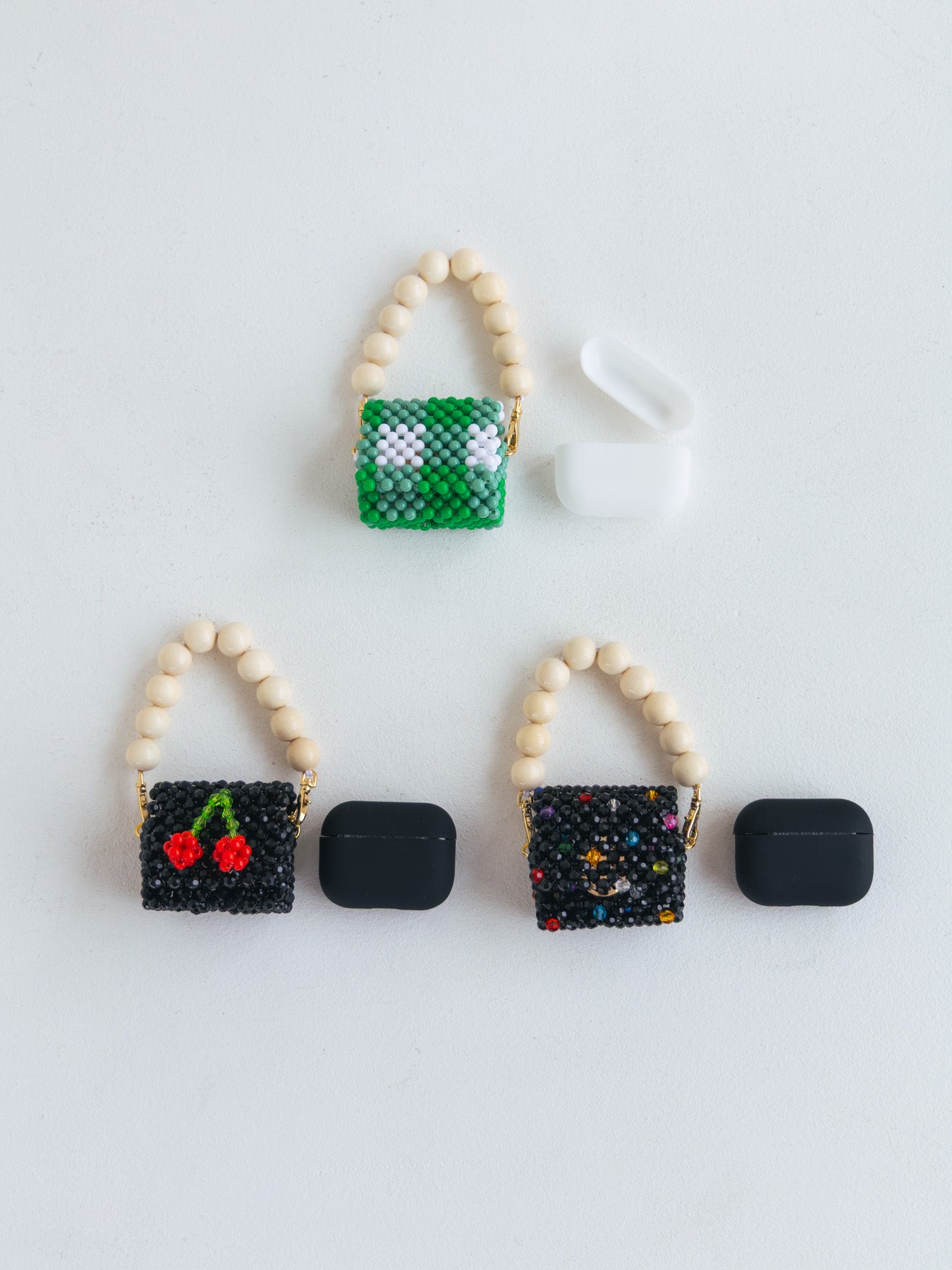 TOOS イヤホンケース（AirPods Case）