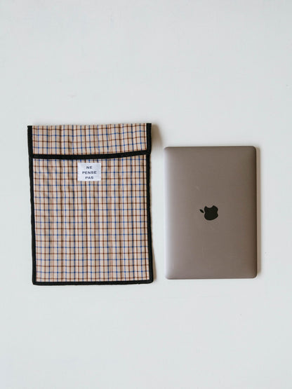 MacBook13インチとの比較