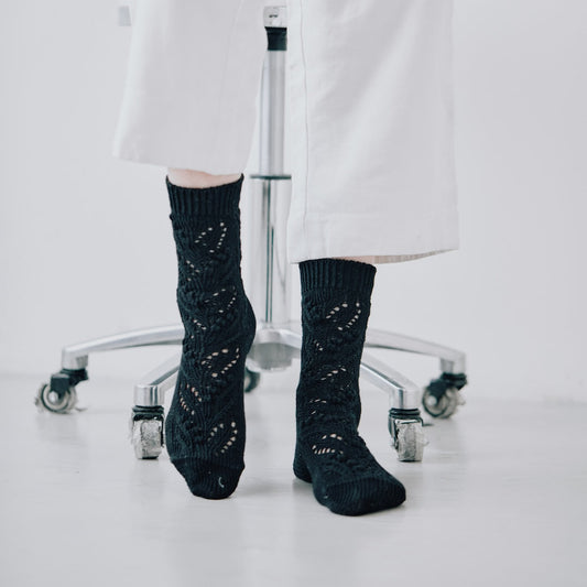 laceflowersocks／lily of the valley（ソックス）