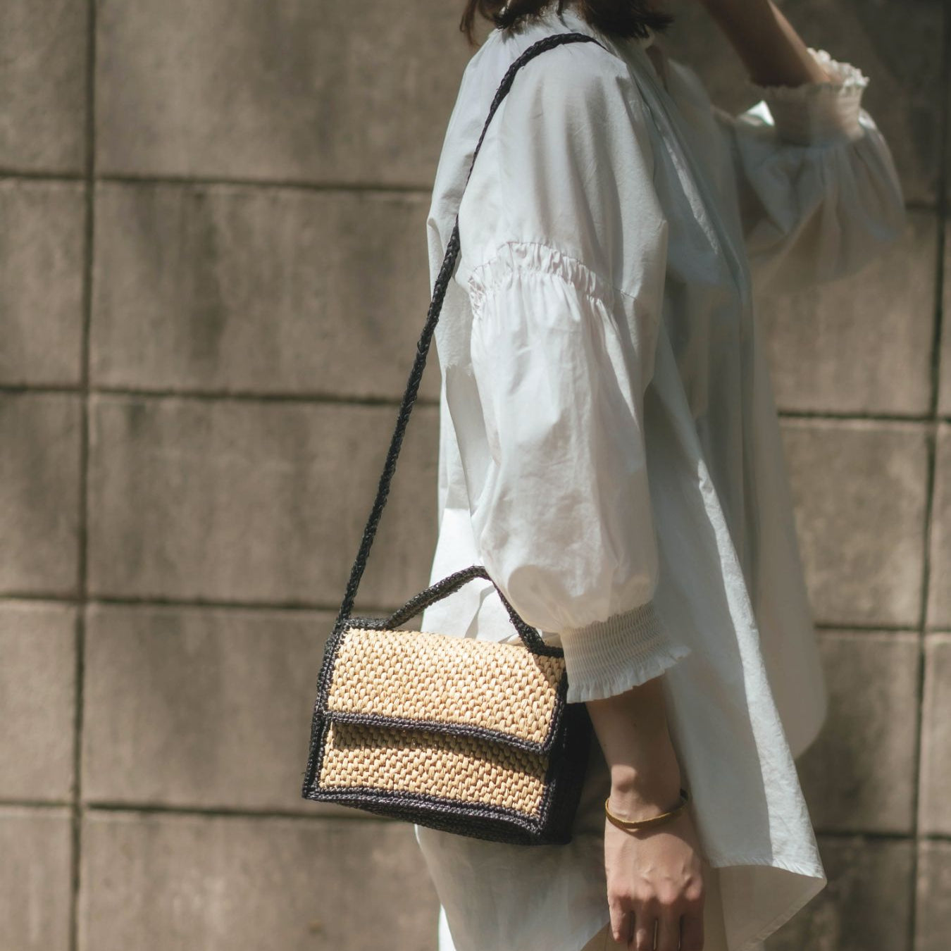 LIMAIA PARIS ショルダー付きツートーン ラフィアバッグ