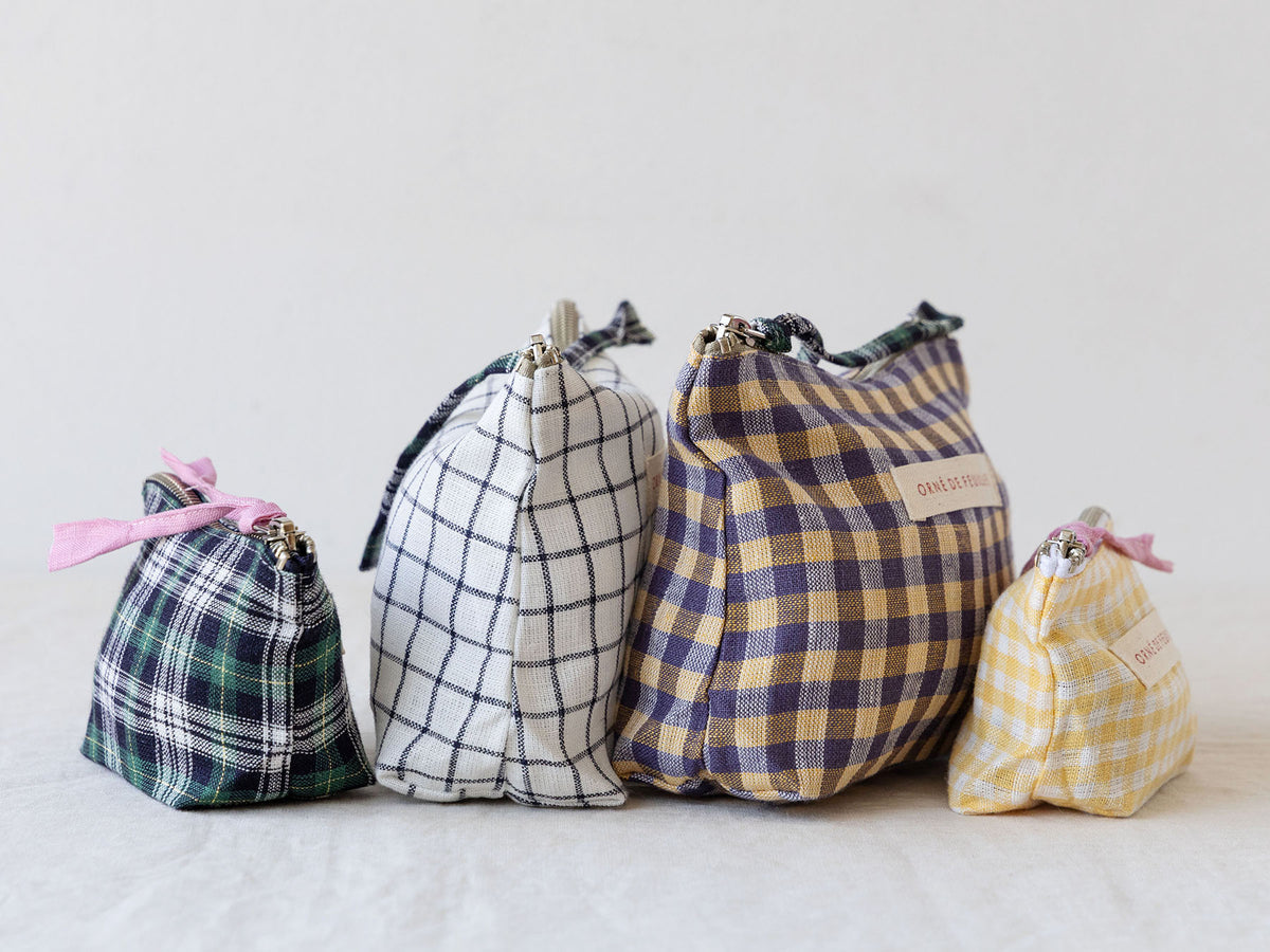fog linen work × Orné de Feuilles ポーチ 2026