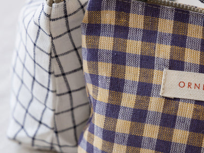 fog linen work × Orné de Feuilles ポーチ 2026