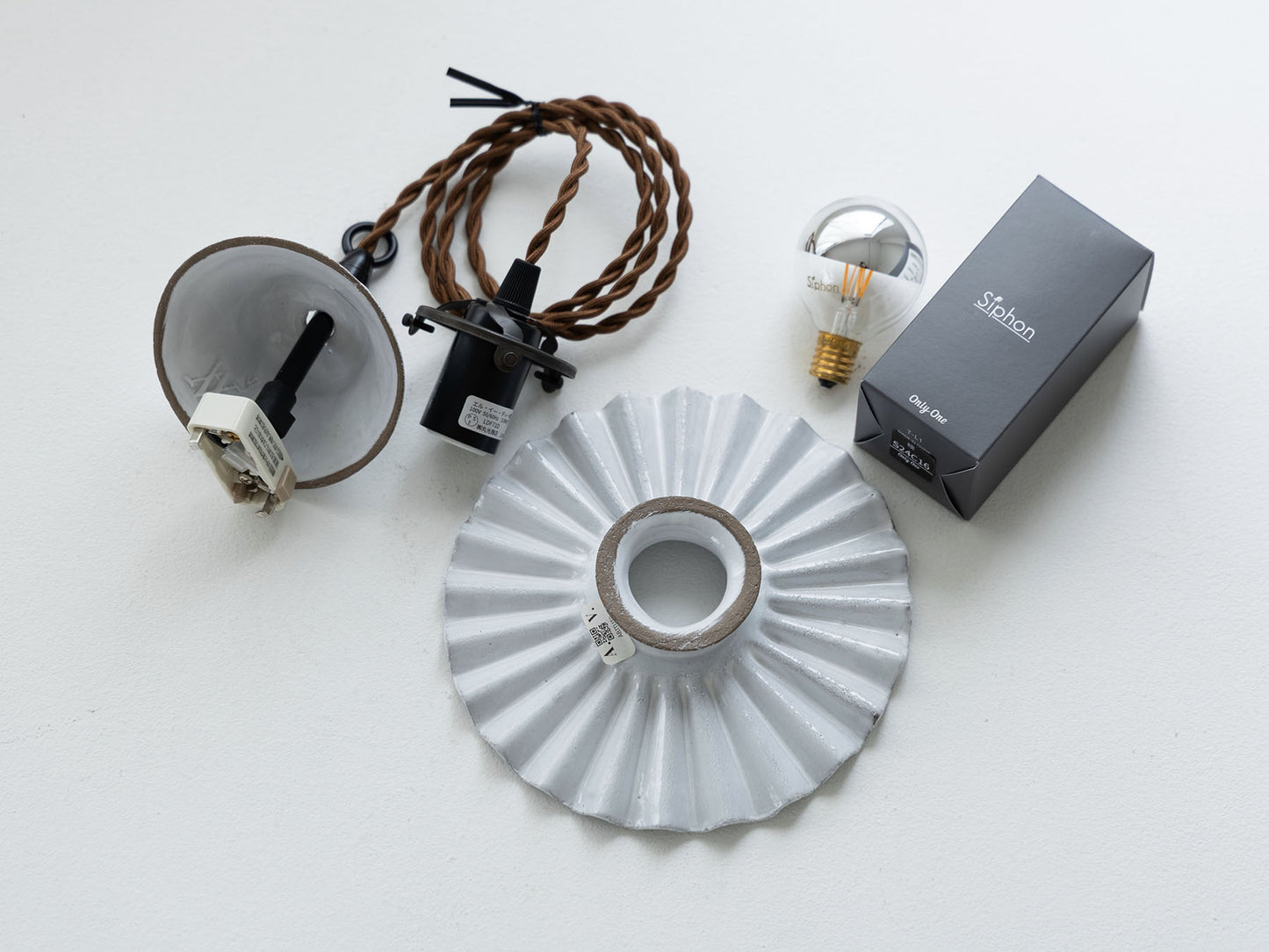 Astier de Villatte ペンダントランプ／Tutu