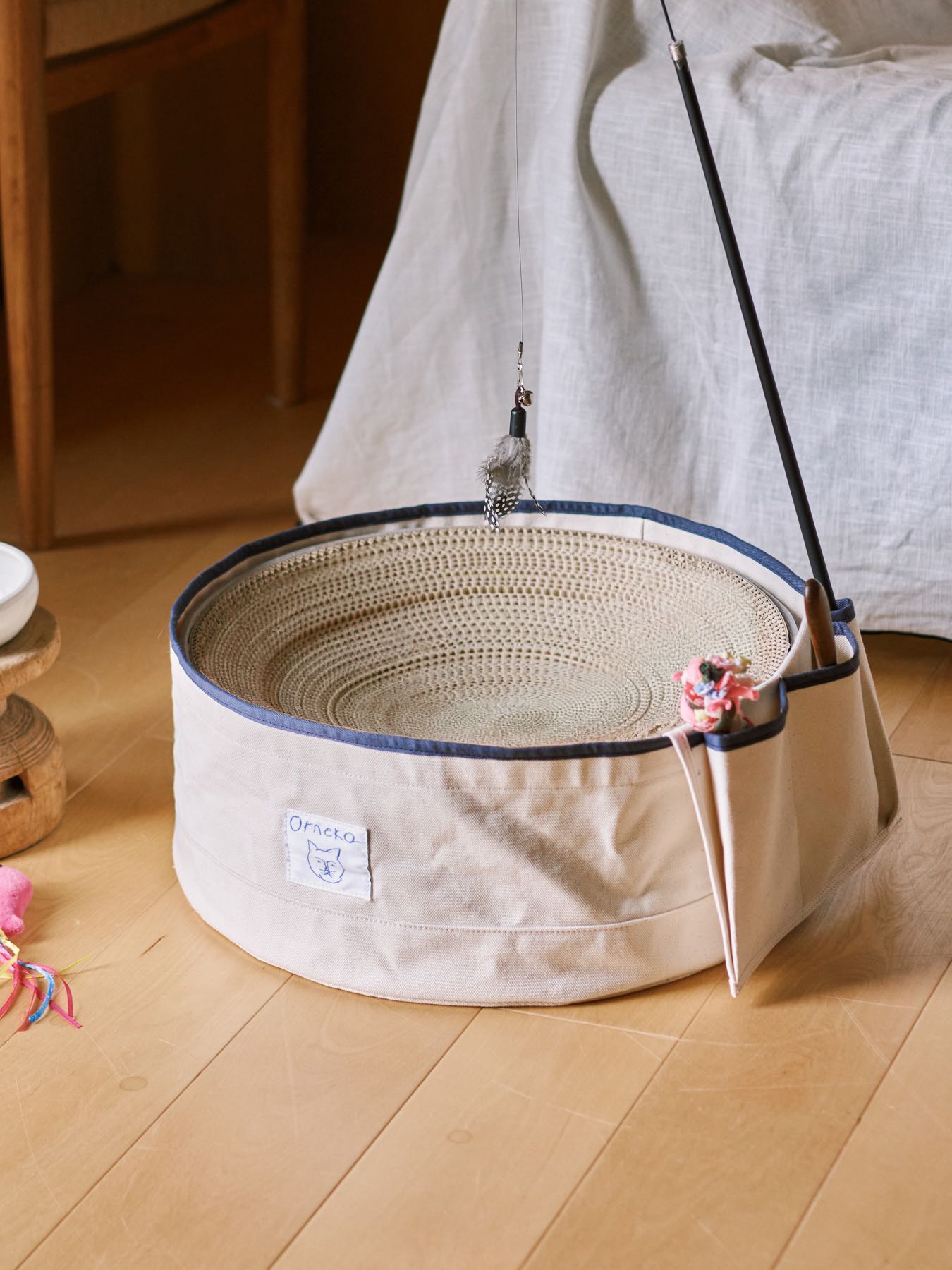 【8/17販売】オルネコ・キャンバスネコベッド（爪とぎカバー）