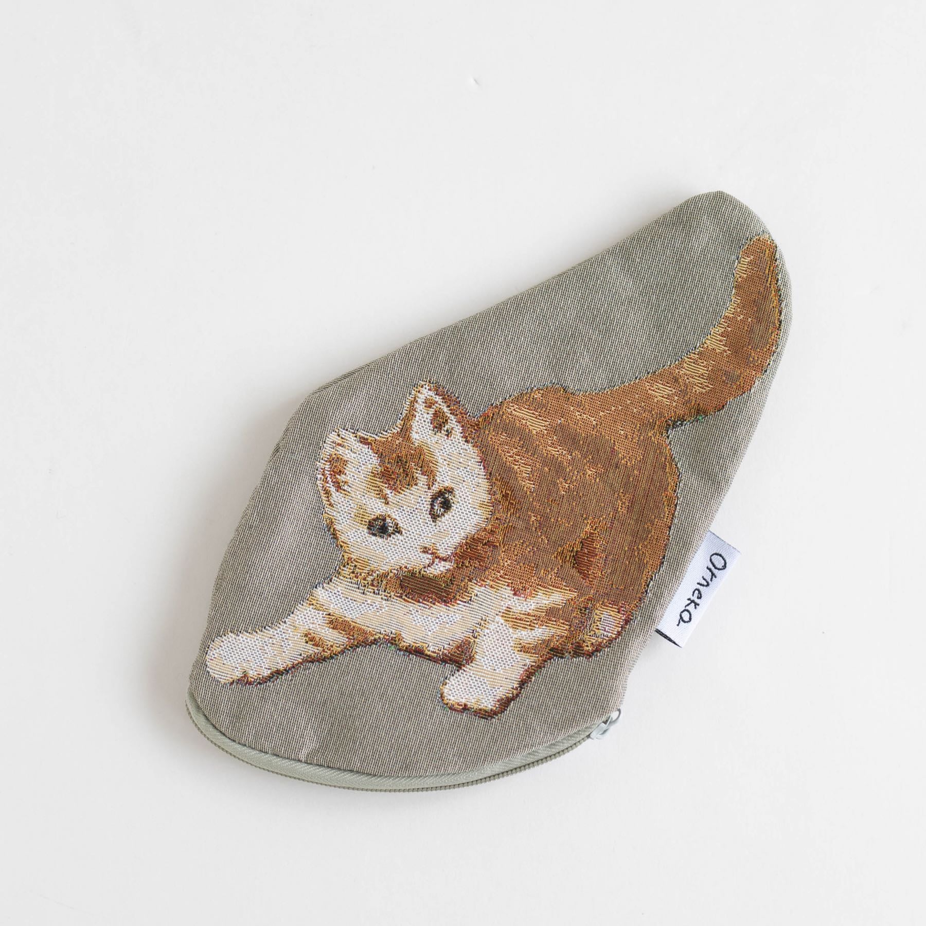 茶トラの子猫