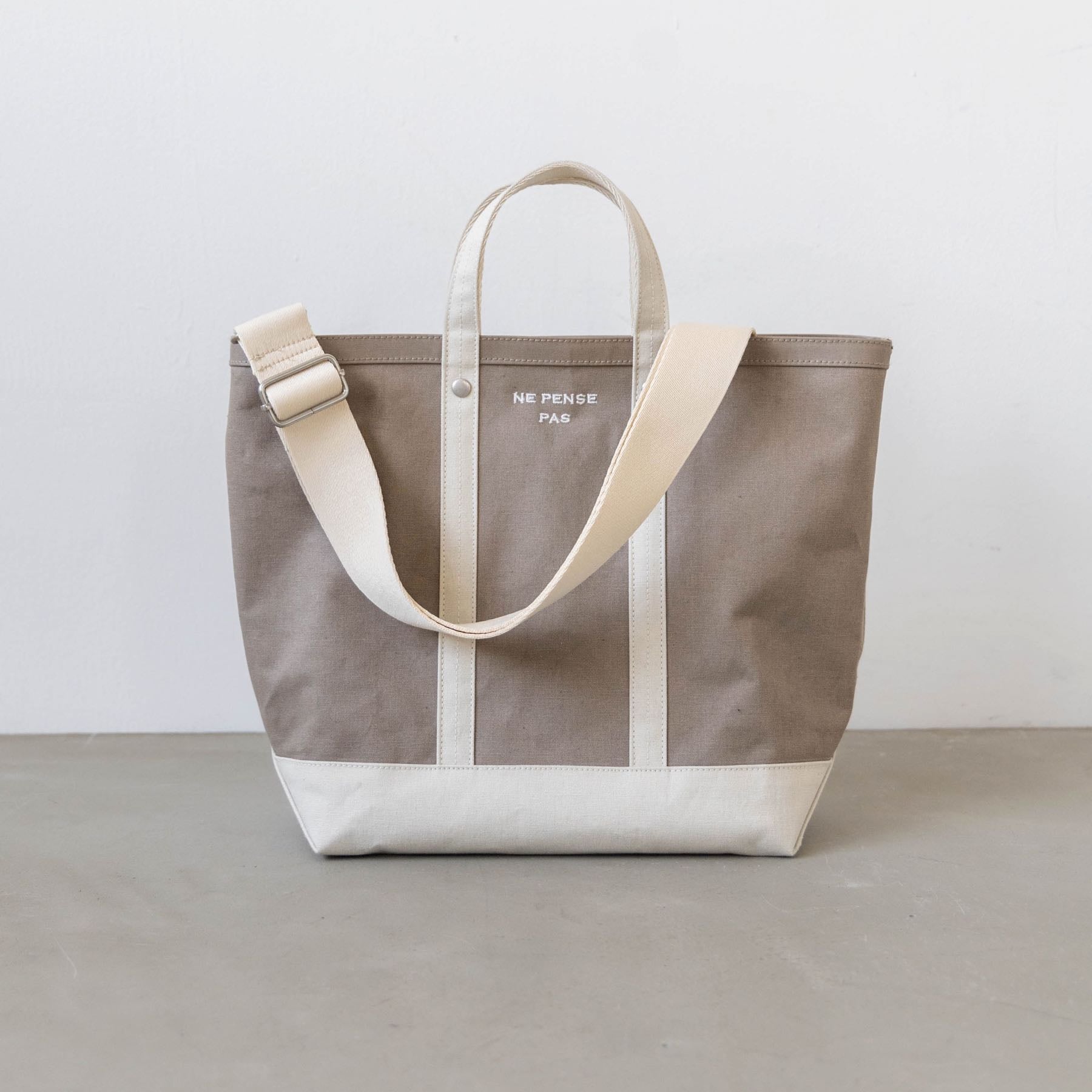GRAY×NATURAL