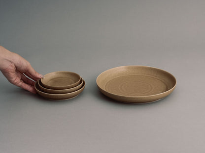 yumiko iihoshi porcelain／ReIRABO round plate