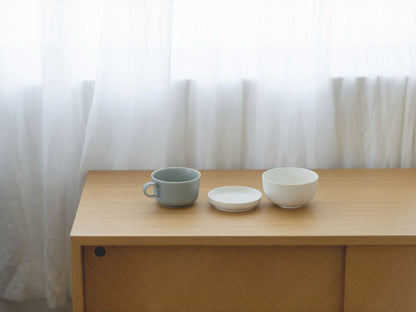 yumiko iihoshi porcelain／ReIRABO round plate