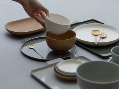 yumiko iihoshi porcelain／‘Colored’ aluminum tray round