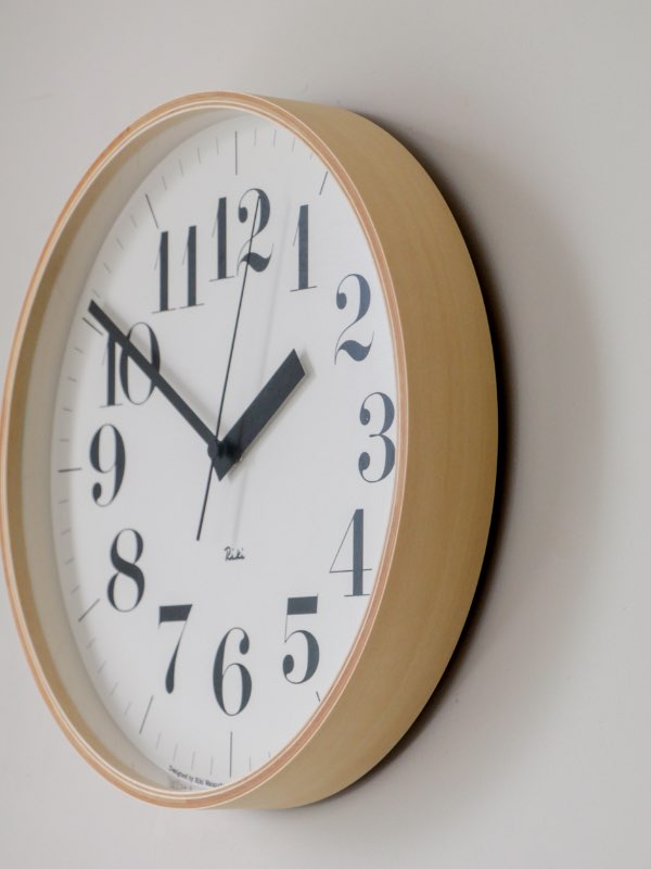 RIKI CLOCK Lサイズ 電波ステップ式 太字指標／ナチュラル