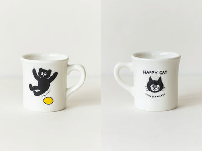 左からフロント面のくま、反対面のHAPPY CAT。