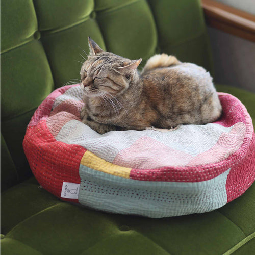 オルネコ・カンタパッチワーク 猫のプフ（一覧）