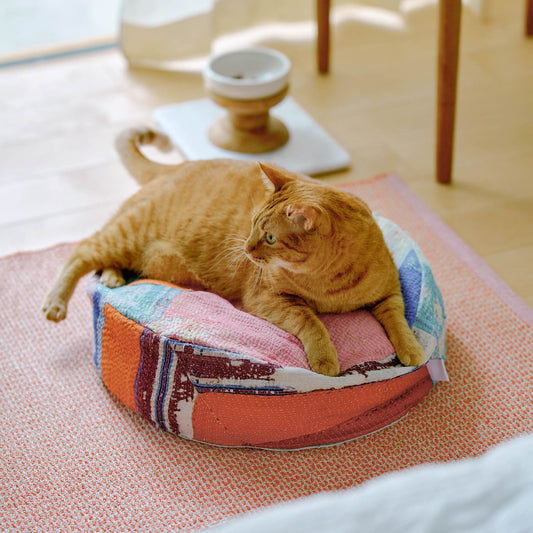 オルネコ・カンタパッチワーク 猫のプフ（一覧）