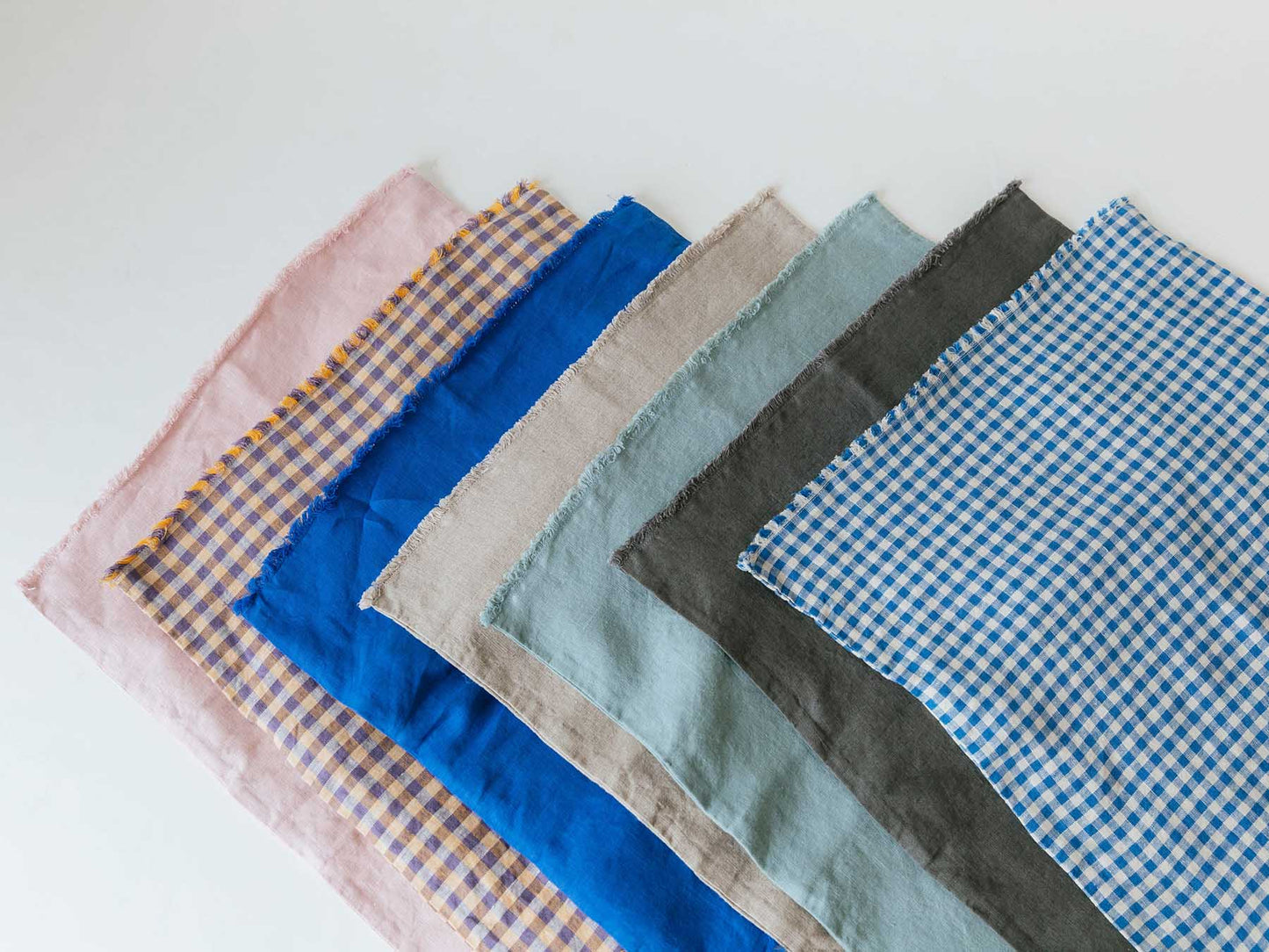 fog linen work × Orné de Feuilles 別注リネンクッションカバー（フリンジ付き）