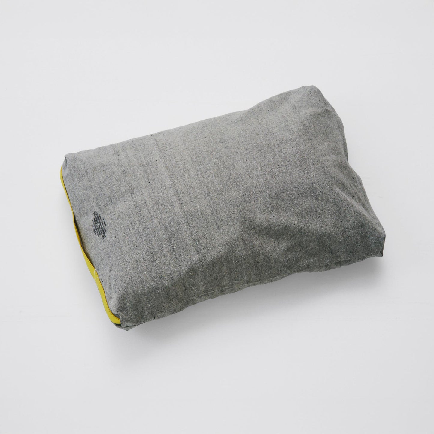 CUSHION FOR HUMAN AND PET（クッション）