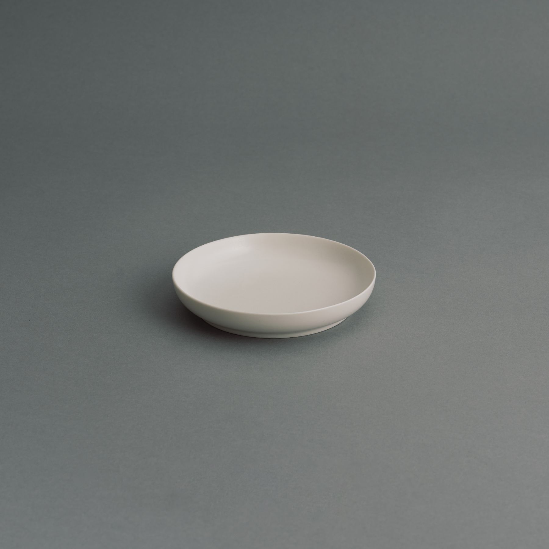 quiet white／L
